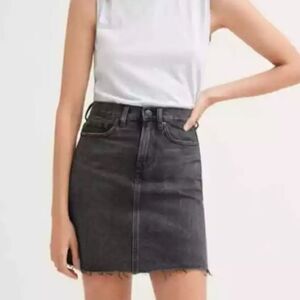 NEW EVERLANE Washed Black The Denim Skirt